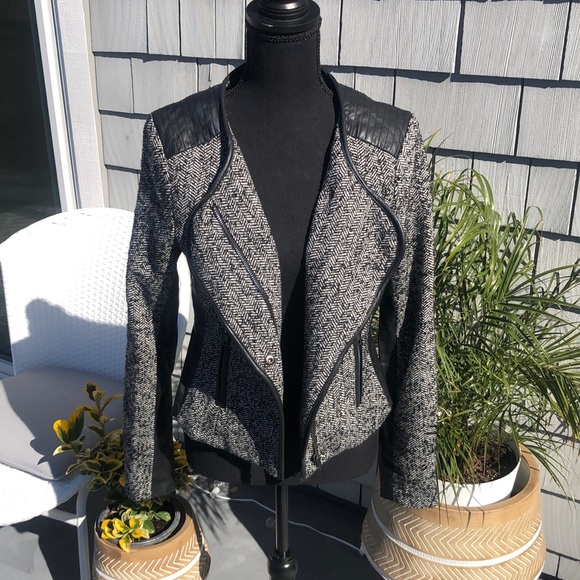 Black and grey tweed jacket with leather detail - Picture 1 of 5